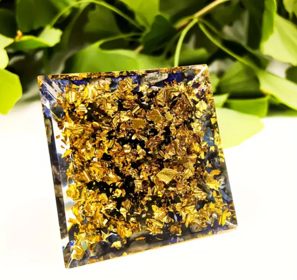 Lapis Lazuli & Bakır Alaşımlı Orgone Enerji Piramidi - Görsel 6