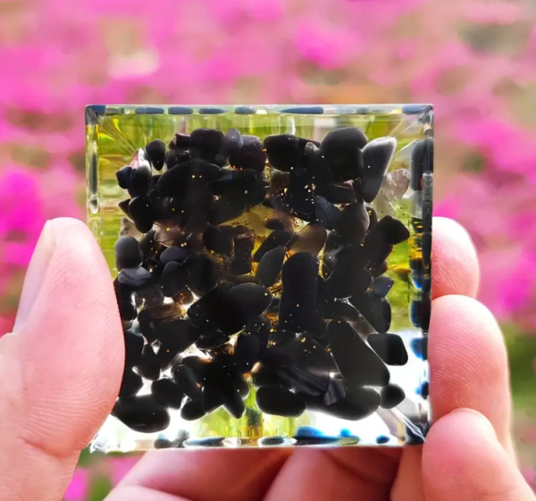 Orgone Hayat Ağacı Piramidi – Doğal Obsidyen ve Peridot Enerji - Görsel 3